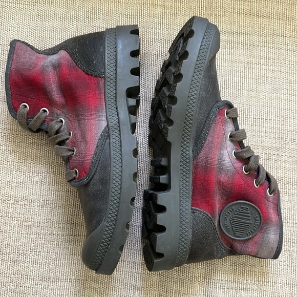 Palladium Baggy Womens Canvas/Leather Plaid High Top Sneaker Charcoal/Red US 7.5 - Picture 5 of 10